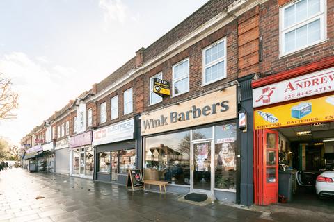 3 bedroom semi-detached house for sale, High Road, North Finchley N12