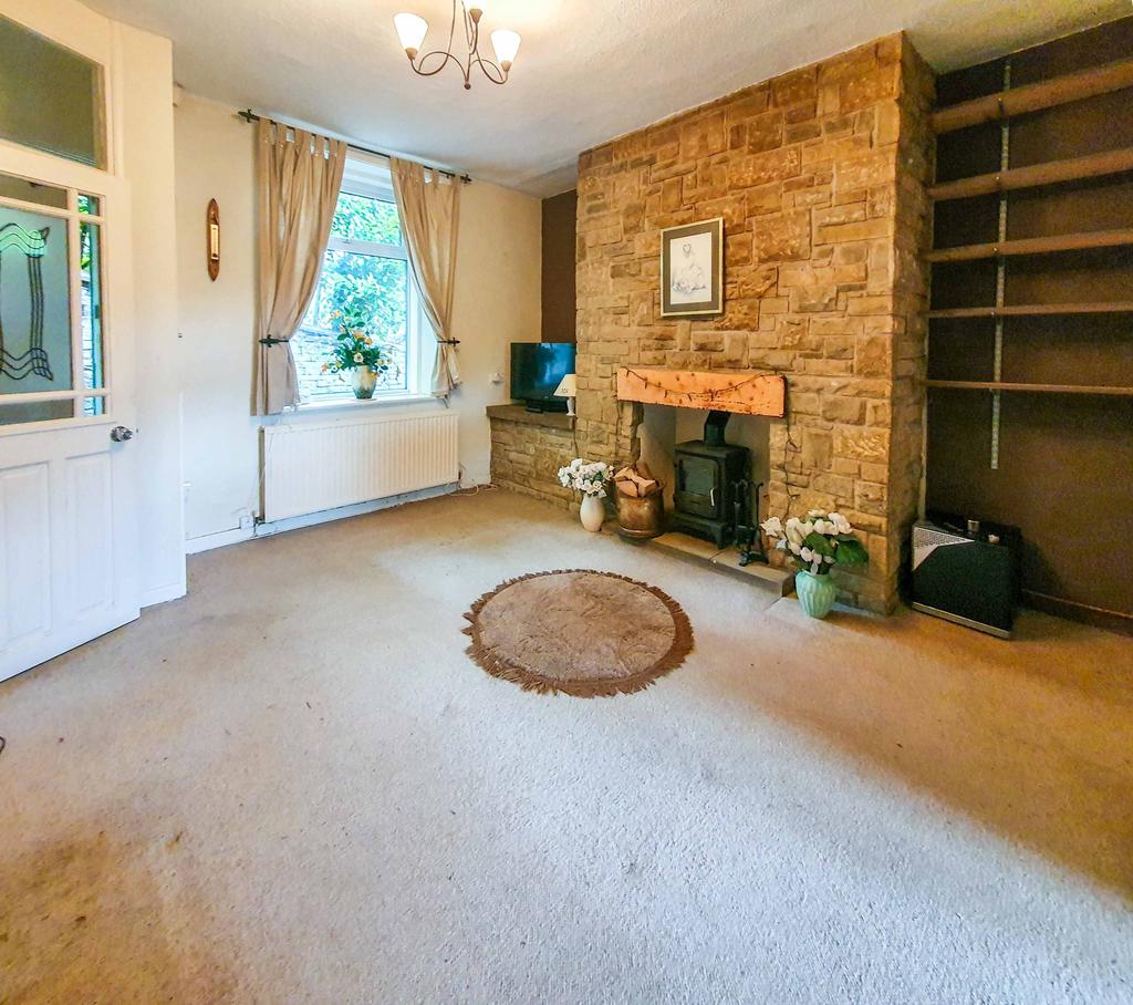 Tumbling Bank Terrace, Lees, Oldham, OL4 2 bed terraced house for sale