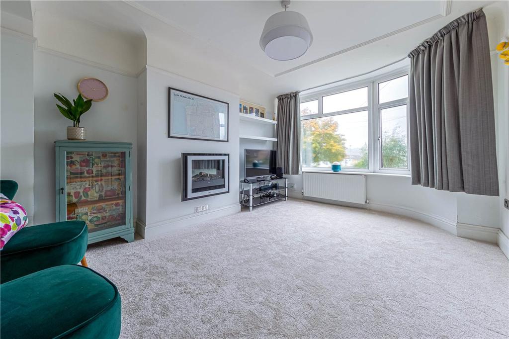 Bridgewater Road, Berkhamsted... 4 bed semidetached house £875,000