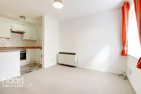 62 Jeffcut Road, Chelmsford, CM2 6XN