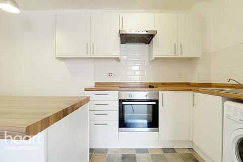 62 Jeffcut Road, Chelmsford, CM2 6XN