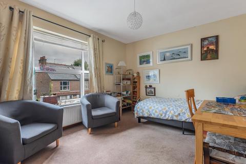 16 Addison Road, Chesham, HP5 2BD