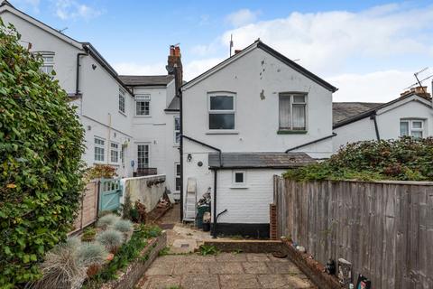 16 Addison Road, Chesham, HP5 2BD