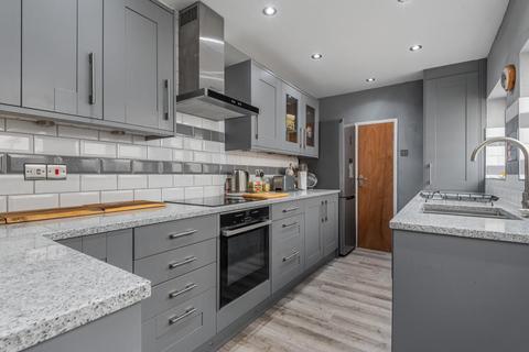 16 Addison Road, Chesham, HP5 2BD