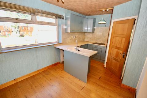 19 Cadnam Drive, Manchester, M22 5AT