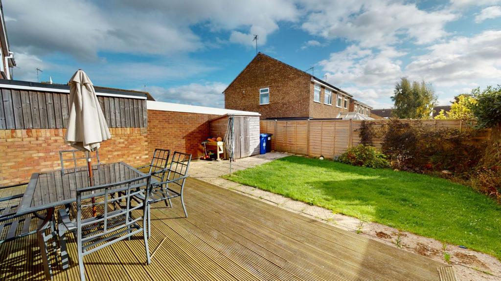 Lime Grove, Bugbrooke, Northampton NN7 3QZ 4 bed detached house for sale £375,000