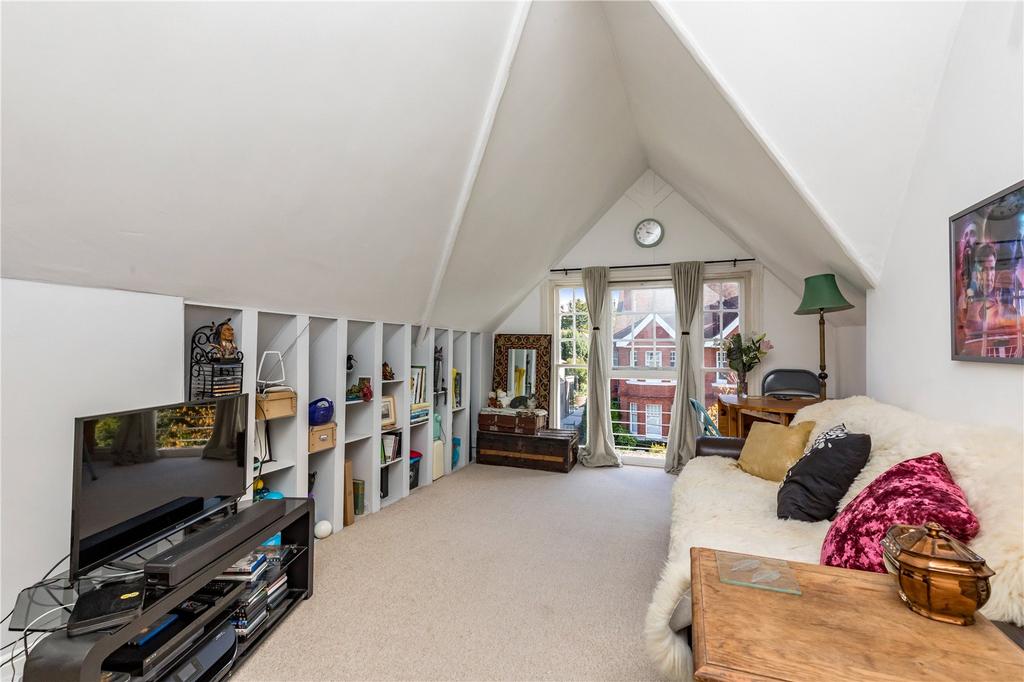 Cornwall Gardens, Brighton, East... 2 bed apartment £350,000