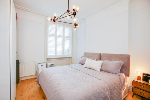 62 Goldsmith Avenue, London, W3 6HN