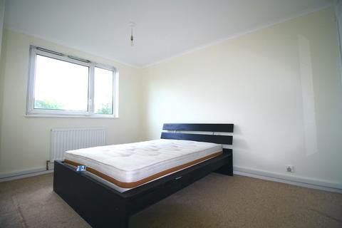 3 bedroom maisonette to rent, Devonport Street, London, E1