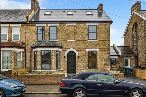 43 Selby Road, London, SE20 8ST