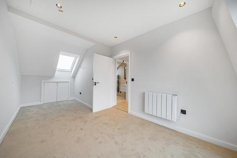 43 Selby Road, London, SE20 8ST
