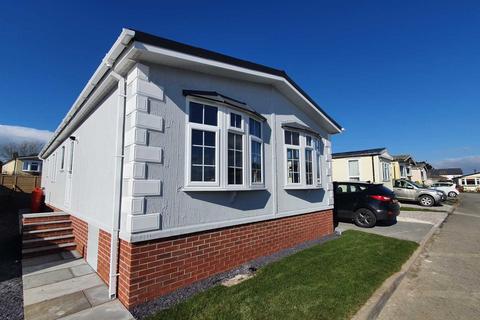 2 bedroom detached house for sale, Planet Park, Delabole