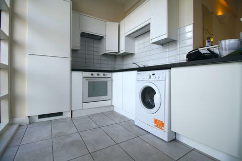 2 bedroom apartment to rent, Quay View Apartments, Arden Crescent, London, E14