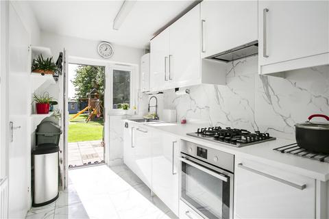 4 bedroom semi-detached house for sale, Kingston Road, Staines-upon-Thames, Surrey, TW18