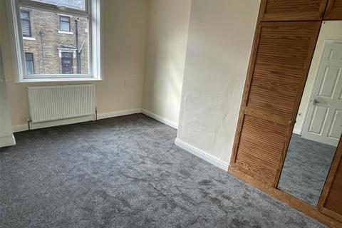 2 bedroom terraced house to rent, Ripon Street, Halifax, HX1