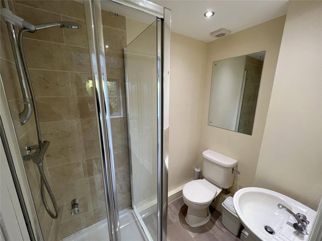 En-Suite Shower