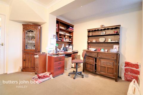 26 Cotehill Road, Werrington, Stoke-on-trent, ST9 0LN