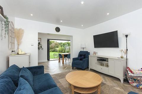 137 Bell Road, Sittingbourne, ME10 4HG