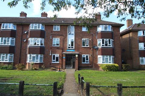 Flat 3, Campbell House Dorset Road, Beckenham, BR3 4EN