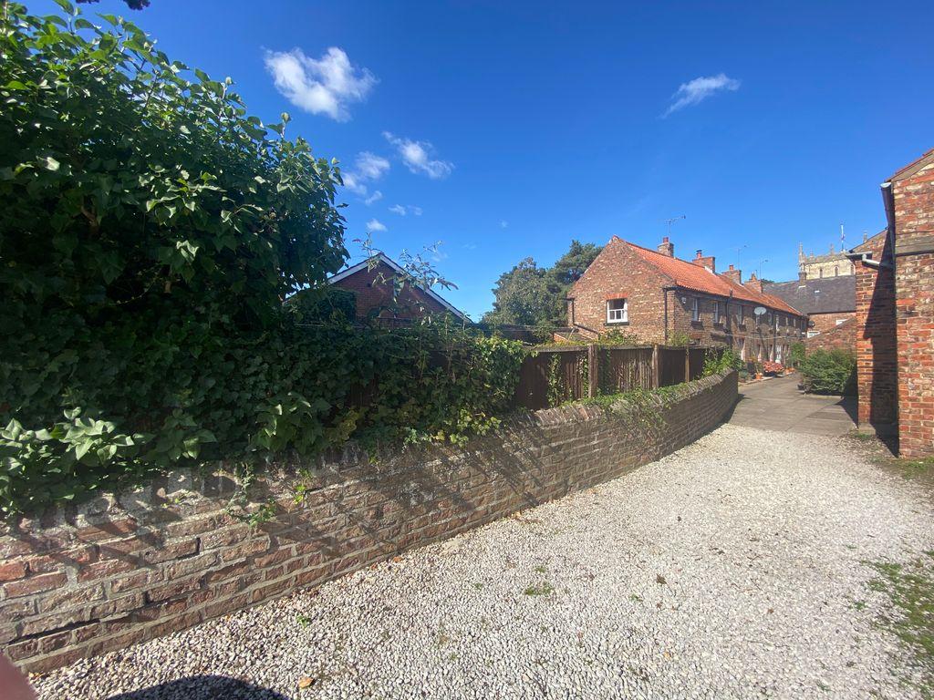 View of Property at Front
