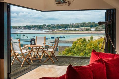 4 bedroom townhouse for sale - Bembridge, Isle of Wight