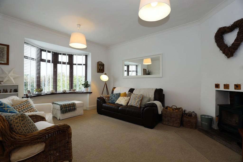 Southerndown Road, St. Brides Major, Vale of CF32 0SD 3 bed