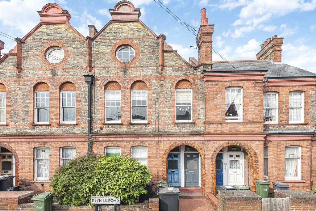 Keymer Road, Streatham Hill 3 bed flat £550,000