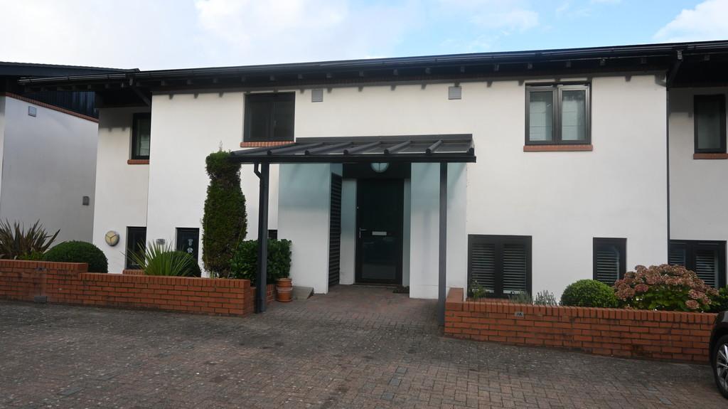 Woodridge, Bridgend County Borough, CF31 4PE 3 bed penthouse £1,200 pcm (£277 pw)