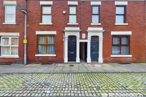 3 bedroom terraced house for sale - Osborne Street, Preston