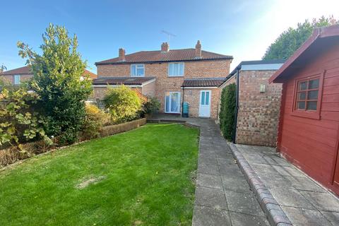3 bedroom semi-detached house to rent, Serpentine Road  Fareham  UNFURNISHED