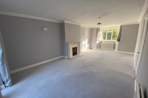 3 bedroom semi-detached house to rent, Serpentine Road  Fareham  UNFURNISHED