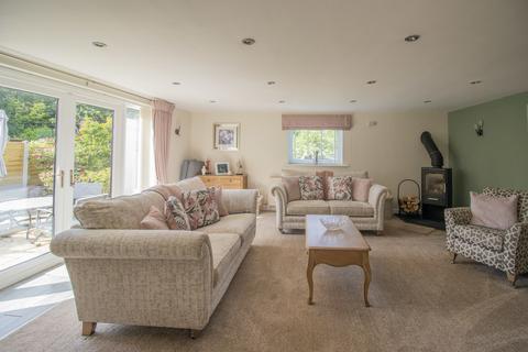 3 bedroom detached house for sale, Newtown Road, Carlisle