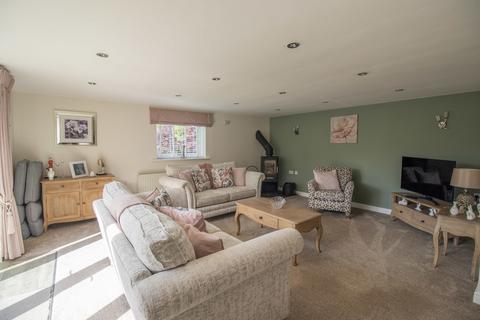 3 bedroom detached house for sale, Newtown Road, Carlisle