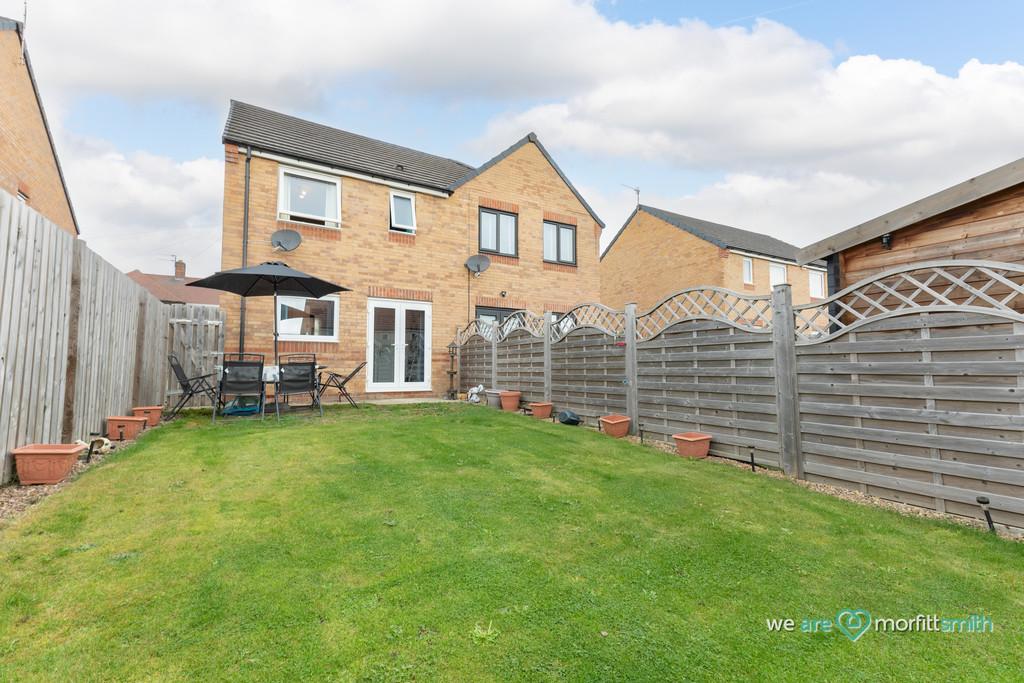 Remington Road, Parson Cross, S5 9AB Complete Chain Above 2 bed semi