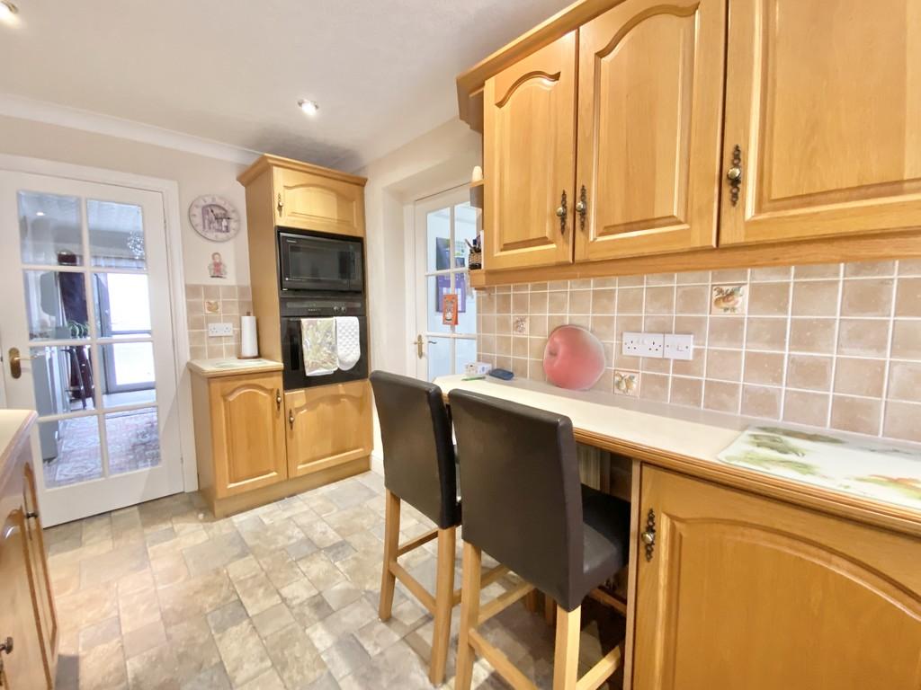 The Mount, Driffield 4 bed semidetached house £225,000