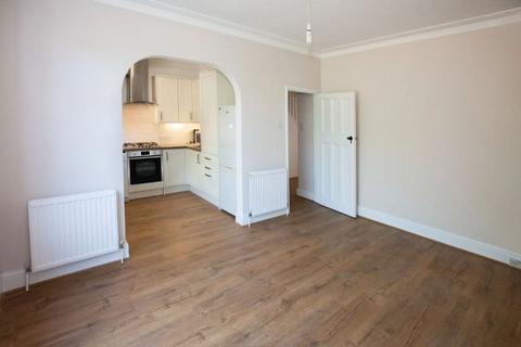 3 bedroom flat to rent, Monks Orchard Road, Beckenham, Kent, BR3