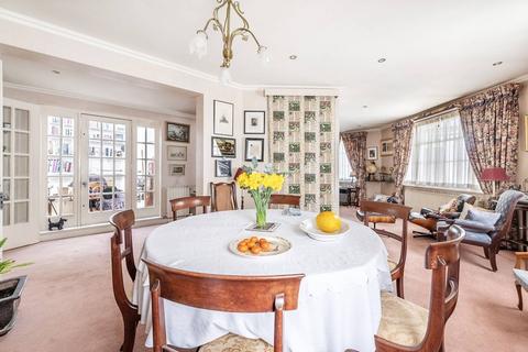 5 bedroom maisonette for sale, Chester Mews, Belgravia, London, SW1X
