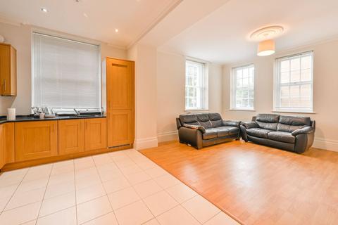 2 bedroom flat for sale - Old Town Hall, Chingford, London, E4
