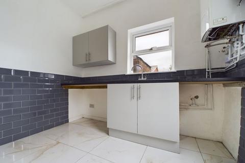 4 bedroom end of terrace house for sale, Merridale Road, Merridale, Wolverhampton WV3