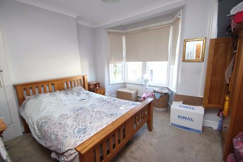 3 bedroom terraced house for sale - Salisbury Avenue, Westcliff-On-Sea