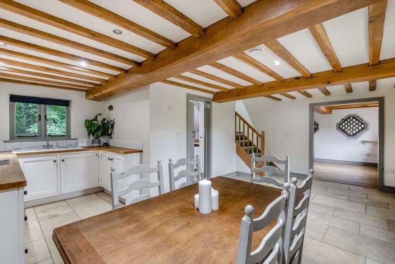 Kitchen Dining Area