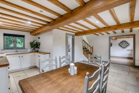 2 bedroom barn conversion for sale, Burton, Tarporley