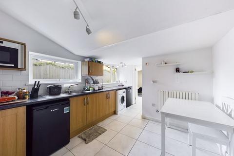 2 bedroom flat for sale, Habershon Street, Cardiff, CF24 2JY