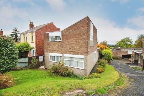 3 bedroom detached house for sale - Vale Street, UPPER GORNAL, DY3 3XF