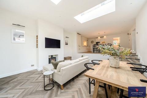 5 bedroom detached house for sale, Church Road, Aspley Heath, Bedfordshire, MK17