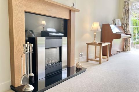 76 Holifast Road, Sutton Coldfield, B72 1AE