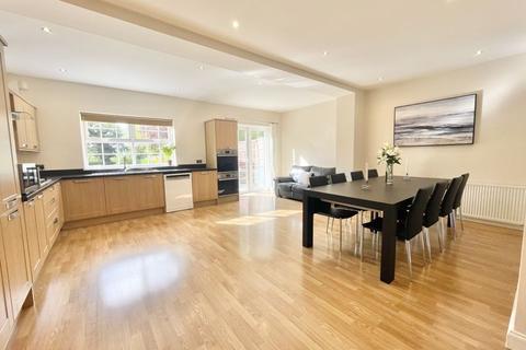76 Holifast Road, Sutton Coldfield, B72 1AE