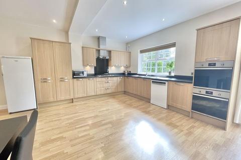 76 Holifast Road, Sutton Coldfield, B72 1AE