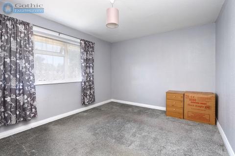 15 Carters Way, Arlesey, SG15 6UG