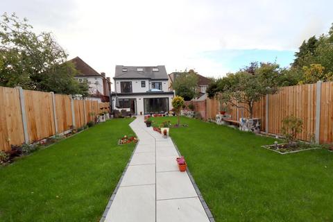 6 bedroom detached house for sale - Barton Road, New Bedford Road Area, Luton, Beds, LU3 2BE